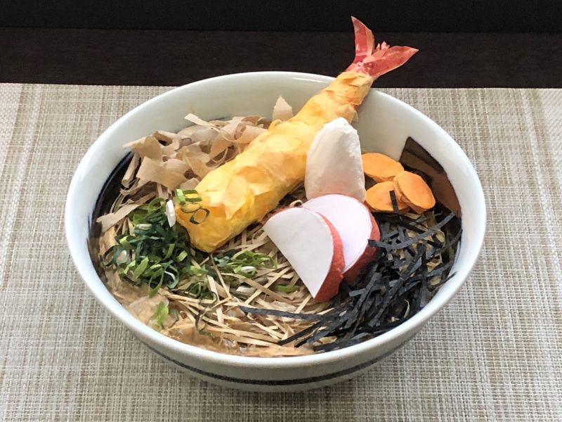 thức ăn làm từ giấy